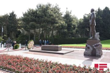 Volkan Bozkir visited Alley of Honors, Alley of Martyrs, and "Turkish Martyrdom" PHOTO - UPDATED