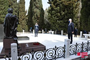 Volkan Bozkir visited Alley of Honors, Alley of Martyrs, and "Turkish Martyrdom" PHOTO - UPDATED