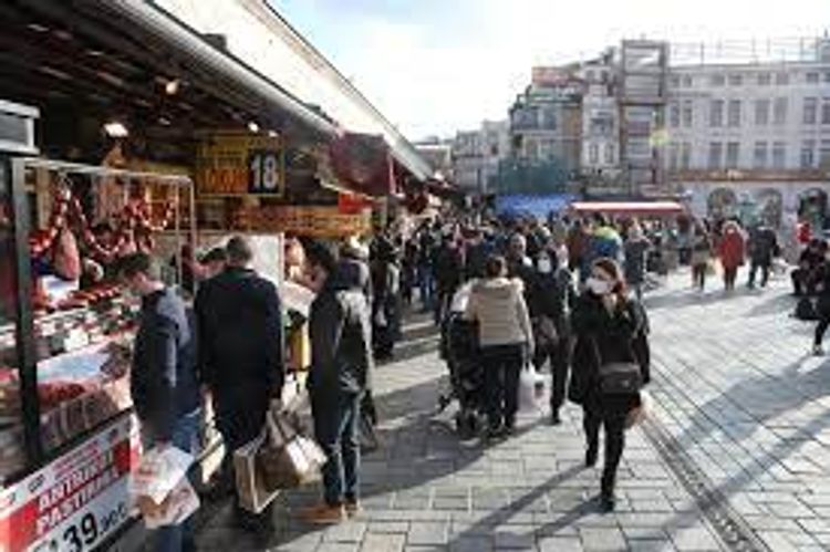 Turkey welcomes Ramadan with tight measures against COVID-19