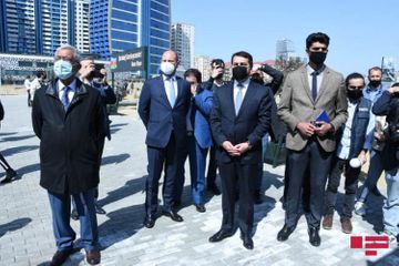 Participants of international conference get acquainted with Military Trophy Park in Baku