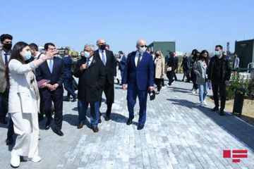 Participants of international conference get acquainted with Military Trophy Park in Baku