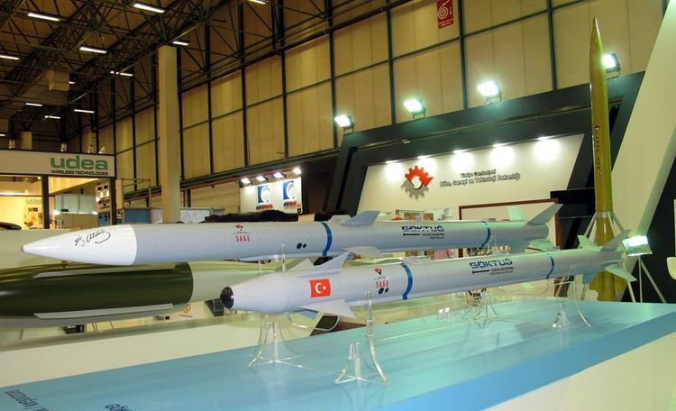 Turkey's air-to-air missile "Bozdoğan" successfully hits target