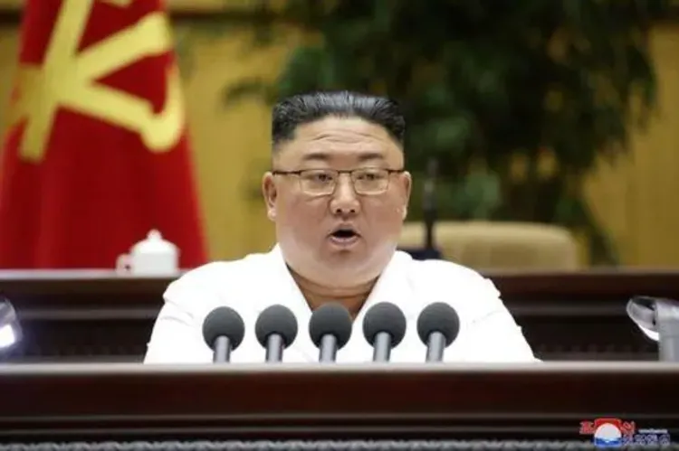 N.Korea's Kim visits family tomb to pay tribute to grandfather
