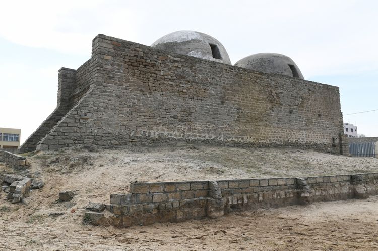 President Ilham Aliyev and First Lady Mehriban Aliyeva attended renovation and restoration work in Pirshaghi settlement, Baku