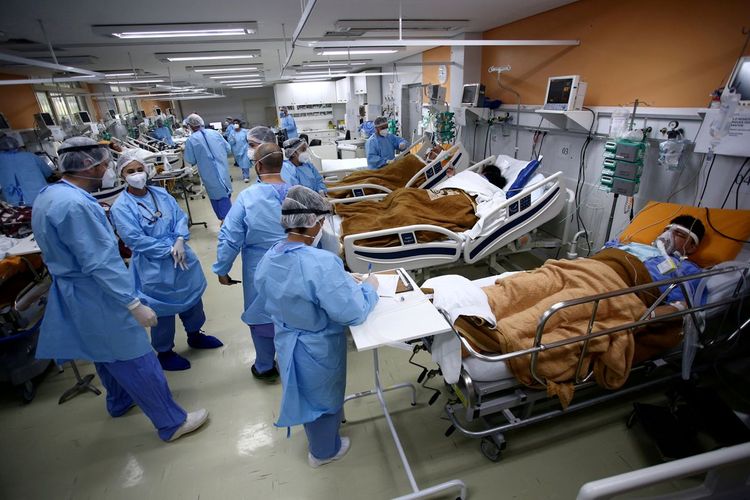 Brazil asks women to delay pregnancy over new coronavirus variant fears