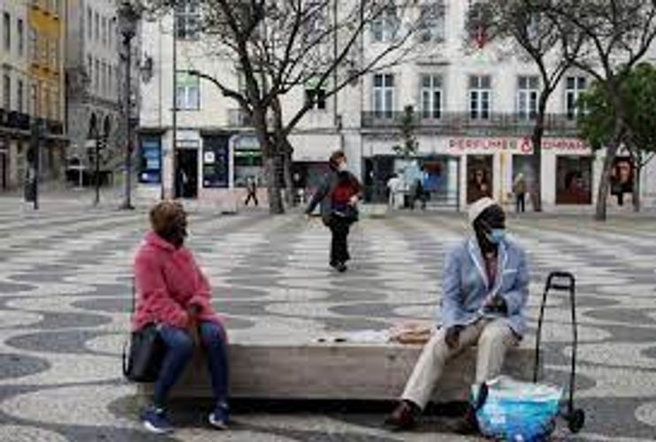 Portugal gradually relaxes COVID-19 lockdown