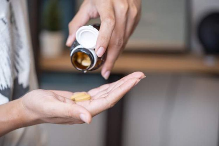 UK plans for two pills to treat Covid 'by autumn'
