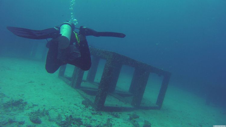 Indonesia searching for 53 crew aboard missing submarine, seeks Australia