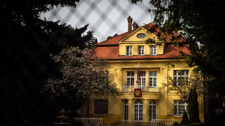 Slovakia expels three Russian diplomats