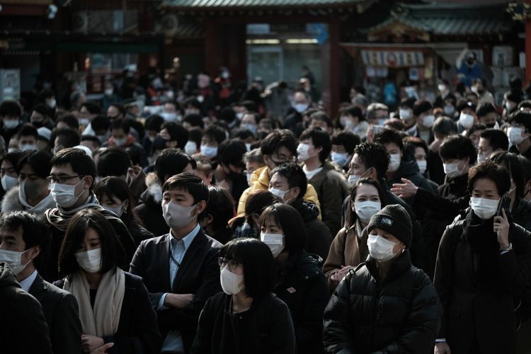 Japan declares 'short, powerful' emergency in Tokyo, elsewhere