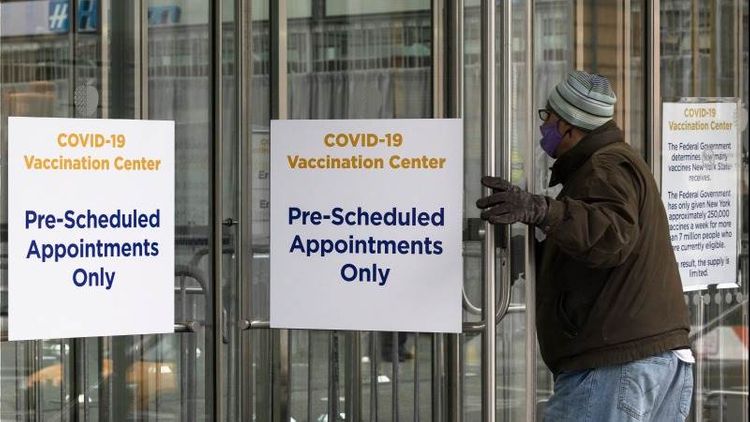 US COVID-19 cases up by 67,257, deaths by 943