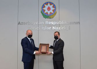 Azerbaijani FM receives copy of credentials of newly appointed Serbian Ambassador