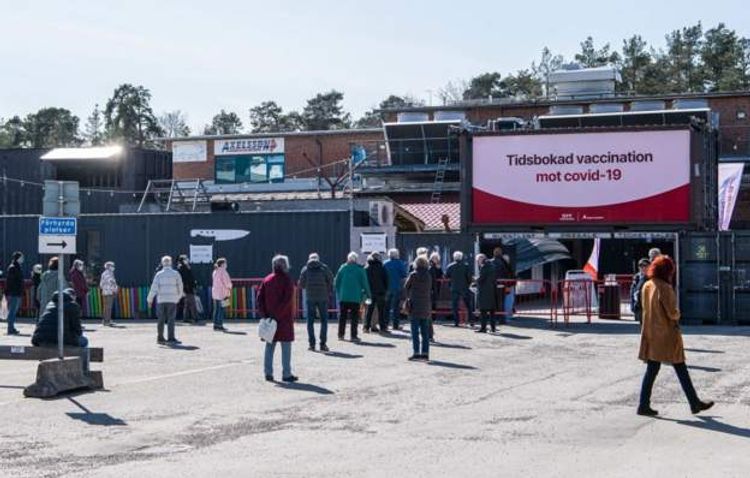 Sweden pushes back vaccination target by three weeks