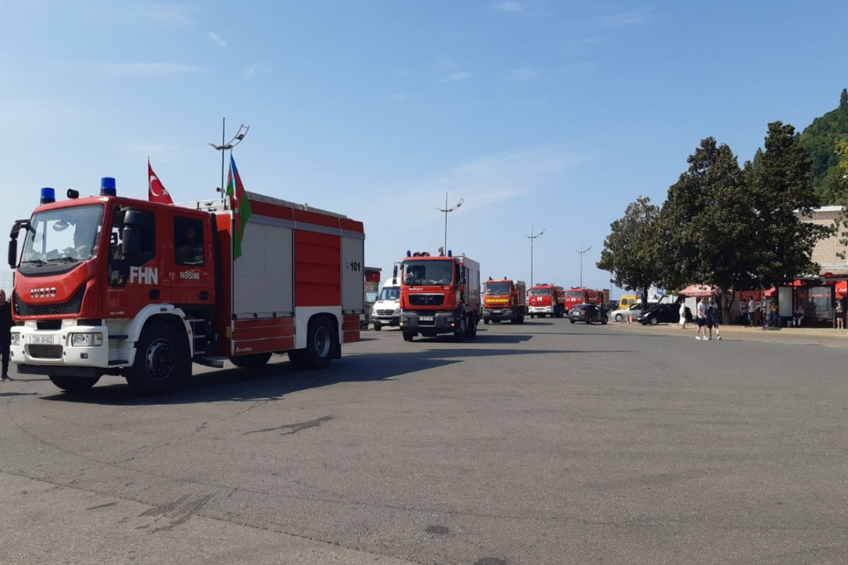The 3rd group of Azerbaijan MES's firefighters, rescuers arrives in Turkey