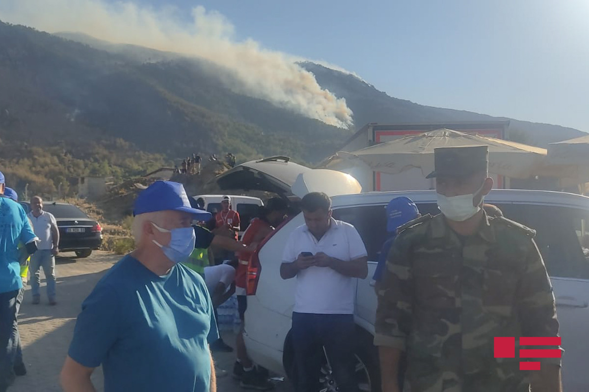 Fire intensified in Akchaova province in Turkey, Azerbaijani MES officials are at the scene