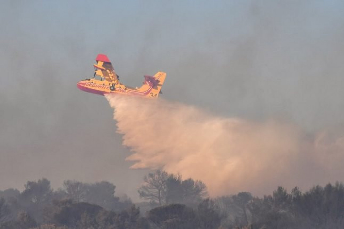 Firefighting plane crashes on Greece's Zakynthos, pilot survives
