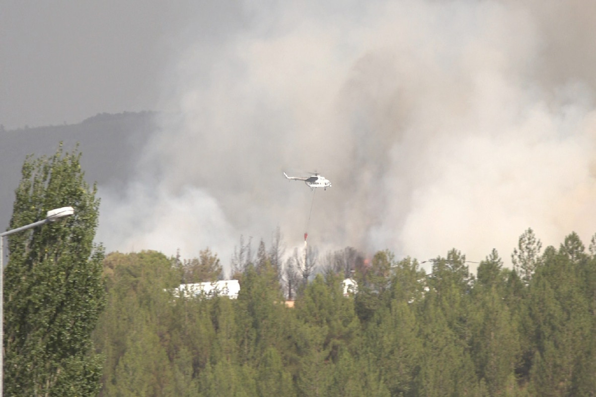 Azerbaijan's MES firefighters continue to battle wildfires in Turkey