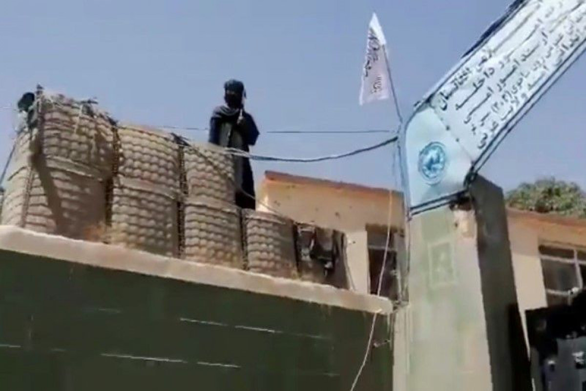 Taliban take strategic Afghan city of Ghazni on road to Kabul