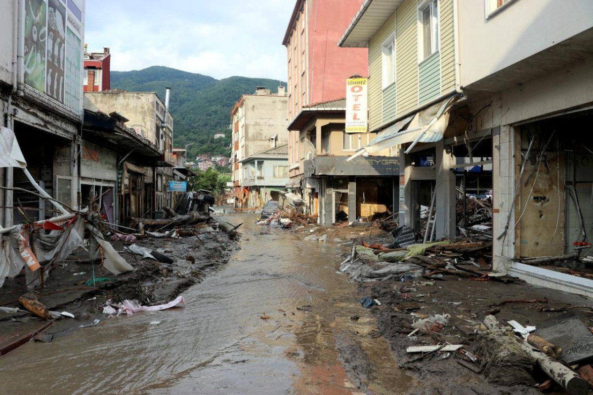 Death toll from northern Turkey floods rises to 27