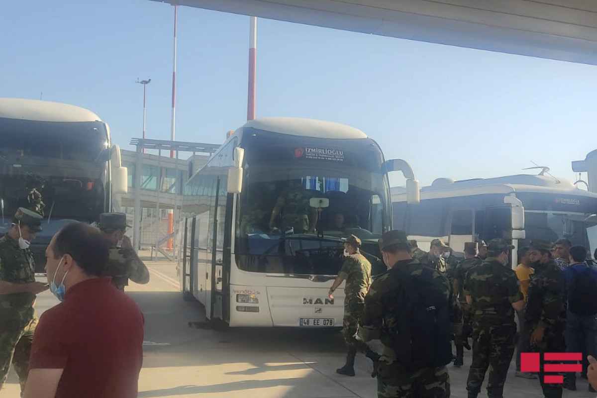 MES employees, sent to Turkey for extinguishing fires, return to Azerbaijan