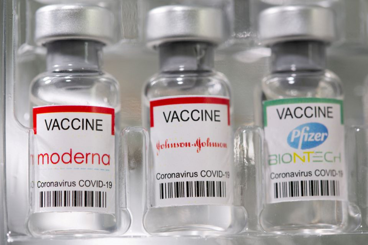 As Delta spreads, some travelers double up on COVID-19 vaccine in U.S.