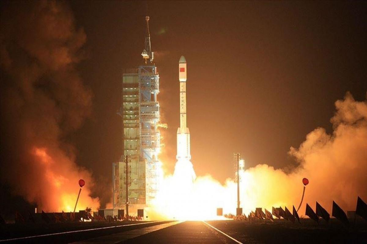 China launches new satellite group