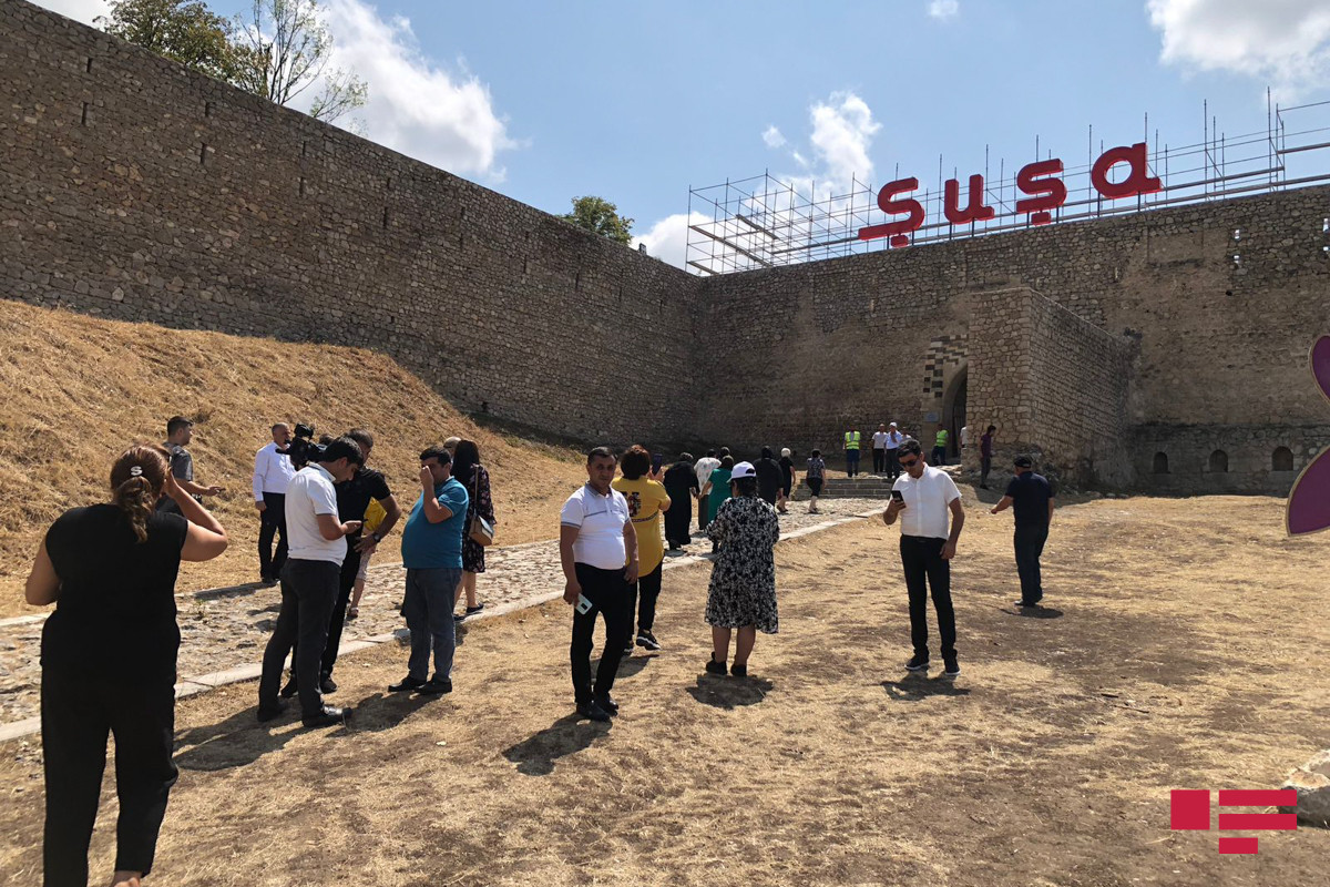 A group of Shusha people visits Castle walls, Ganja Gate in Shusha-PHOTO 