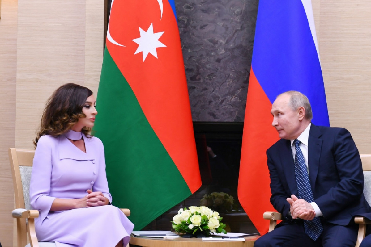 Mehriban Aliyeva, Vladimir Putin