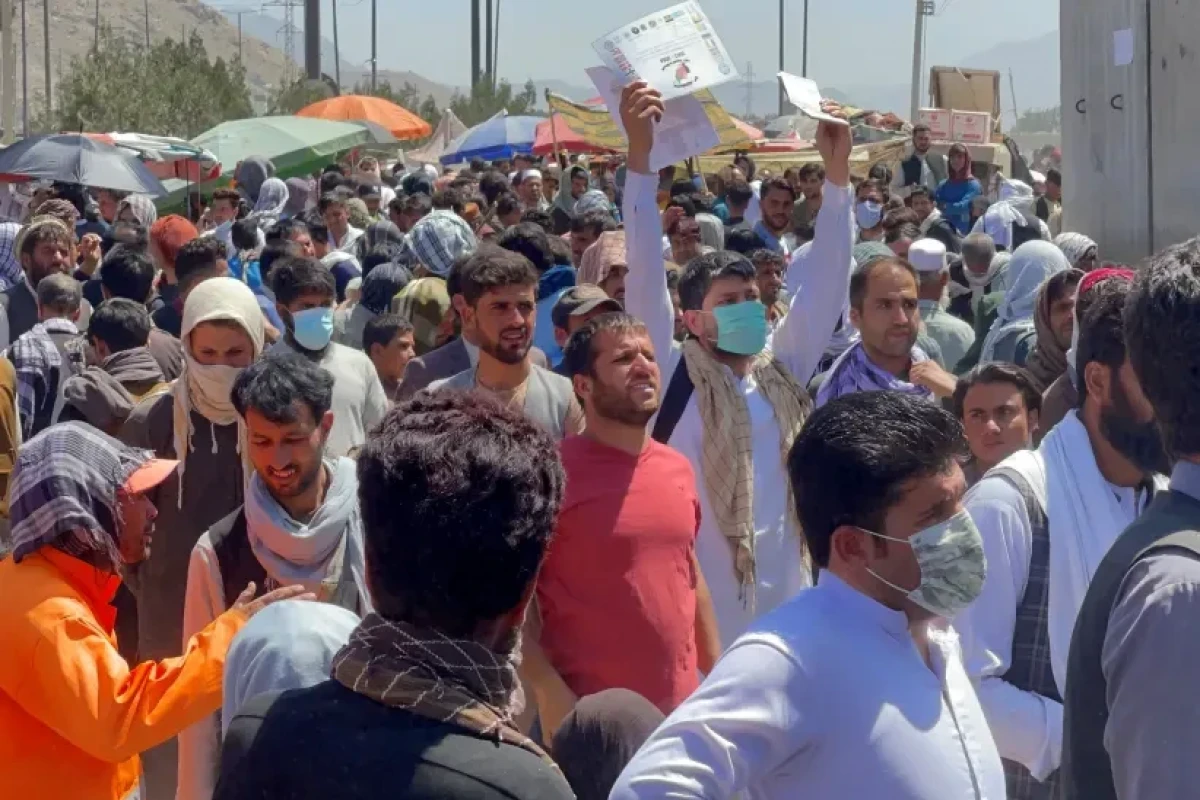 ISIS claims responsibility for suicide bombings in Kabul