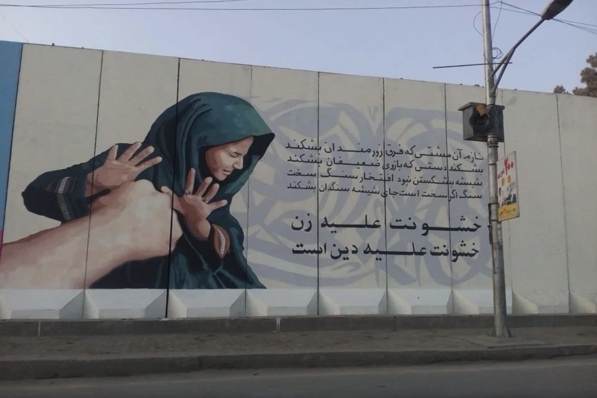 Taliban say Afghan women health service staff should go back to work