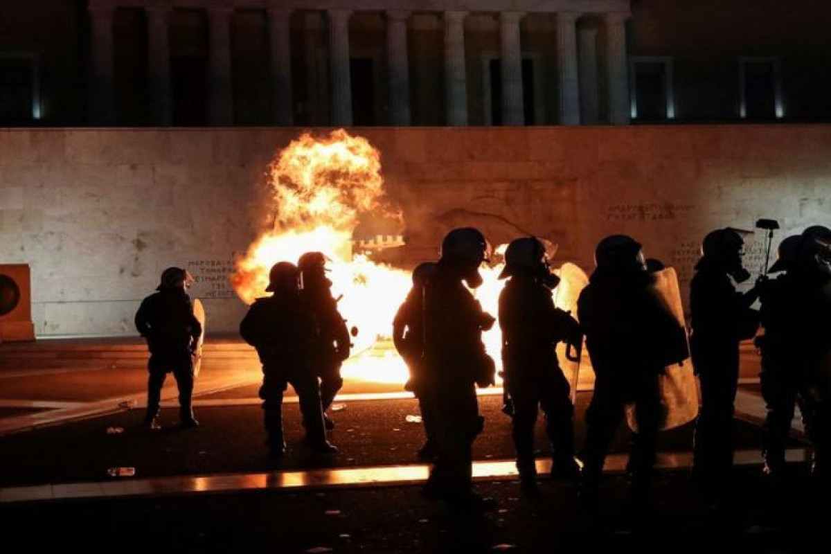 Greek police use tear gas, water canon during Athens vaccine protest