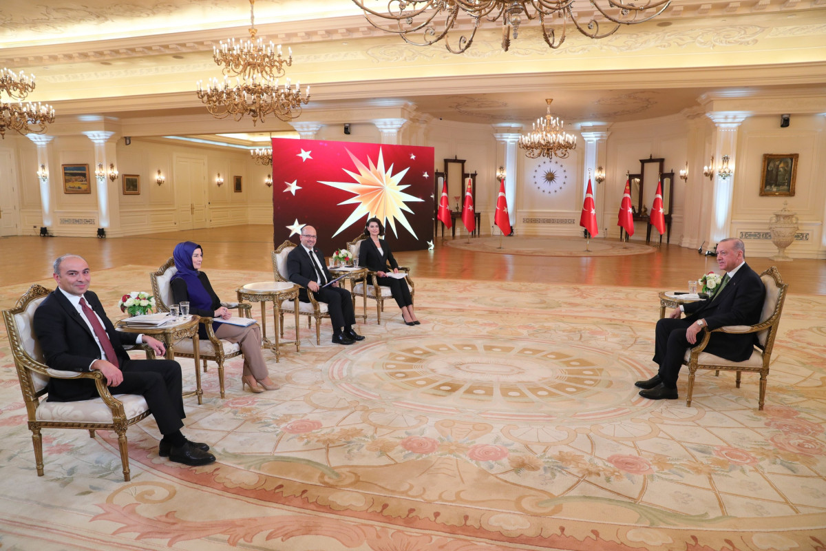 President Erdogan calls for foreign long-term investments in Turkey
