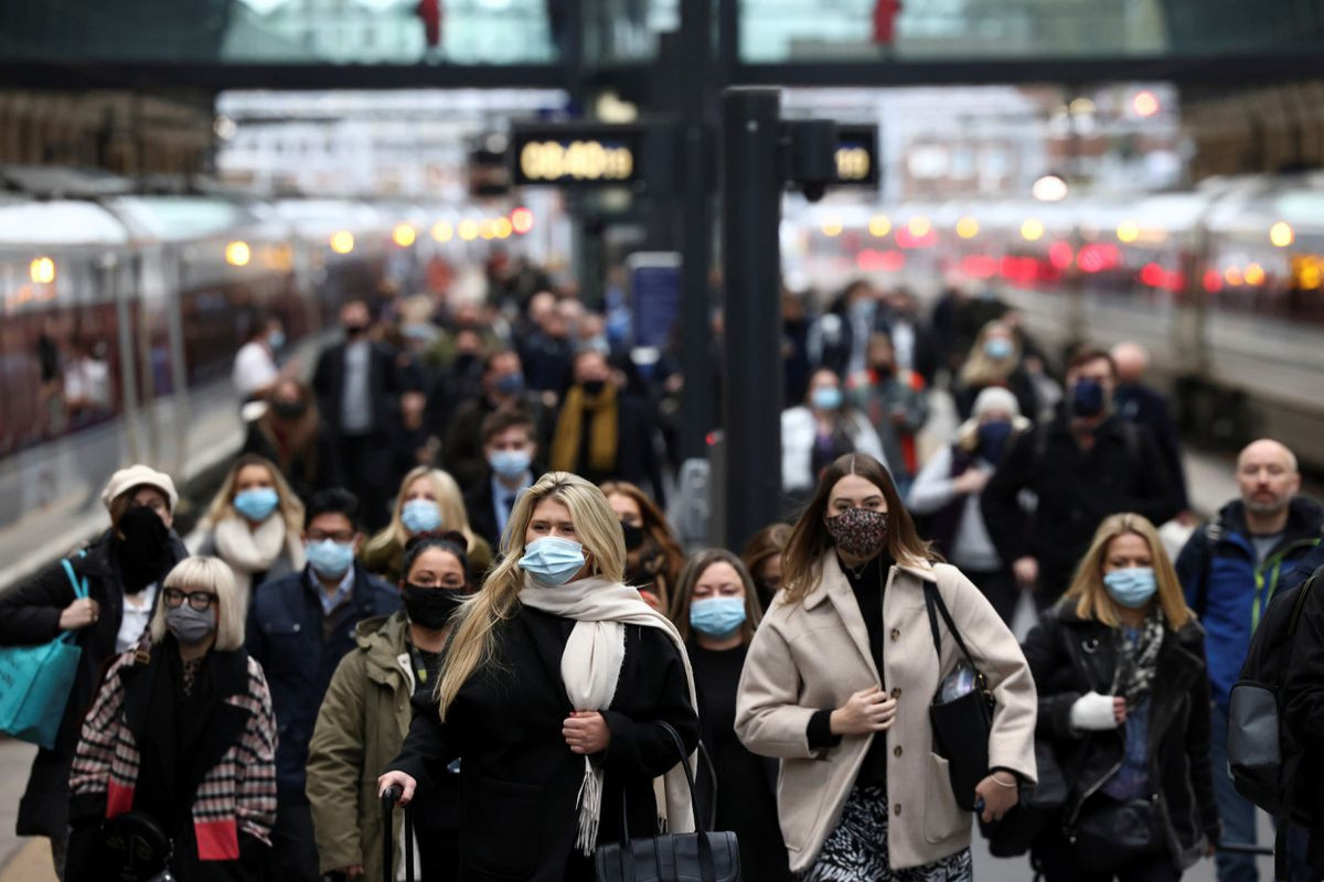 WHO chief scientist urges people not to panic over Omicron