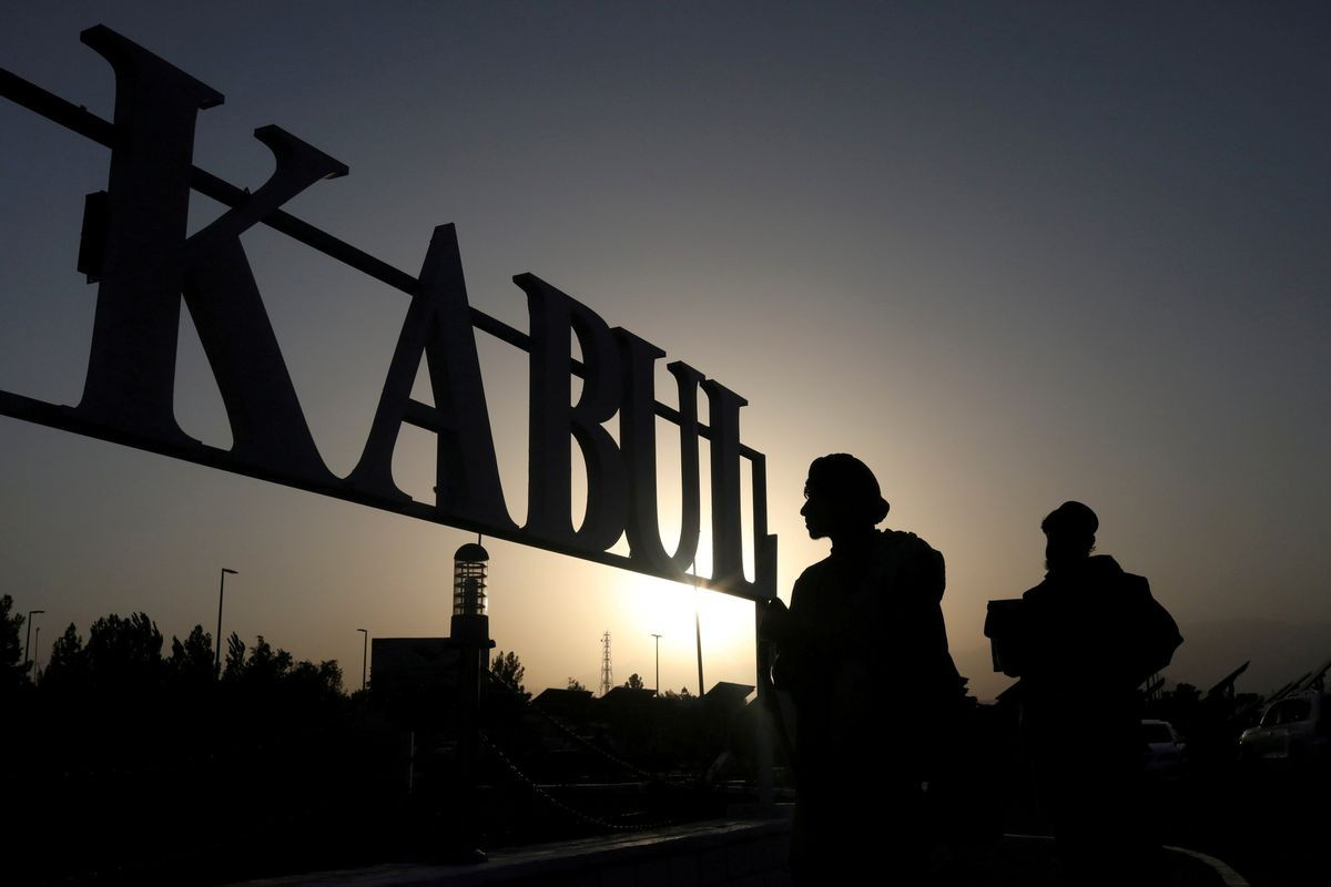 France evacuates more than 300 people from Afghanistan