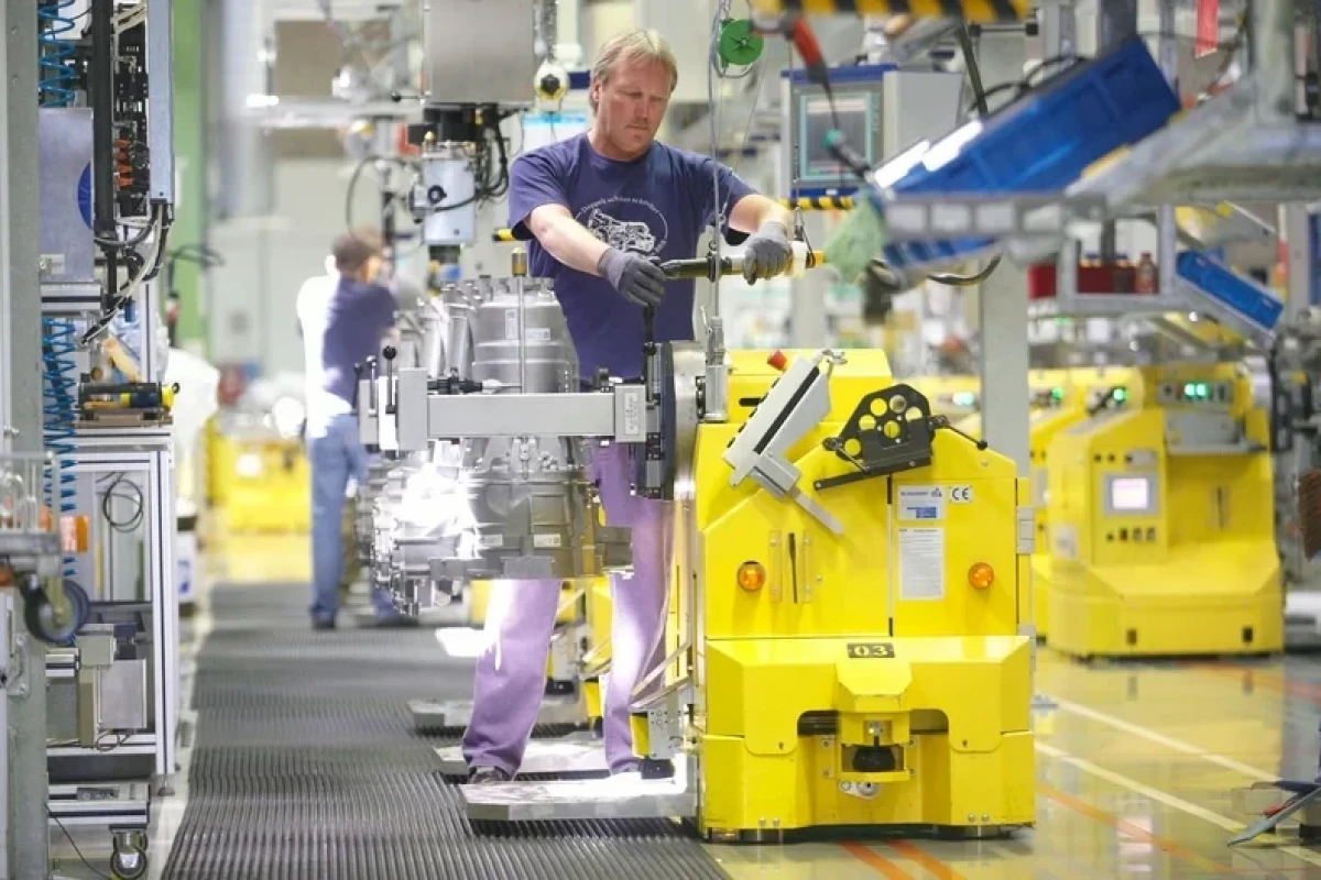 EV transition could cost 500,000 jobs, supplier group says
