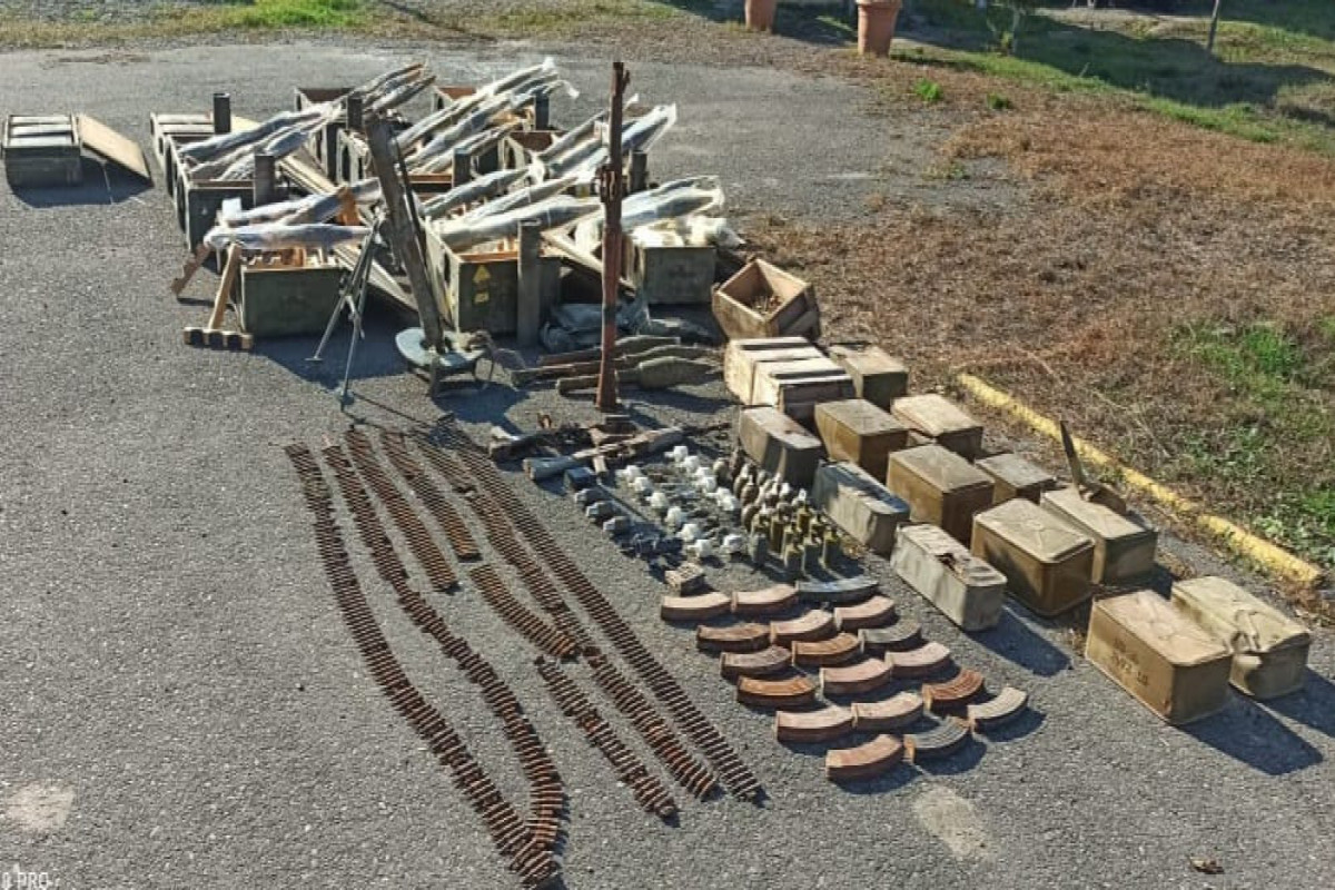 Weapons, ammunition taken from positions left by Armenians in Fuzuli-PHOTO 