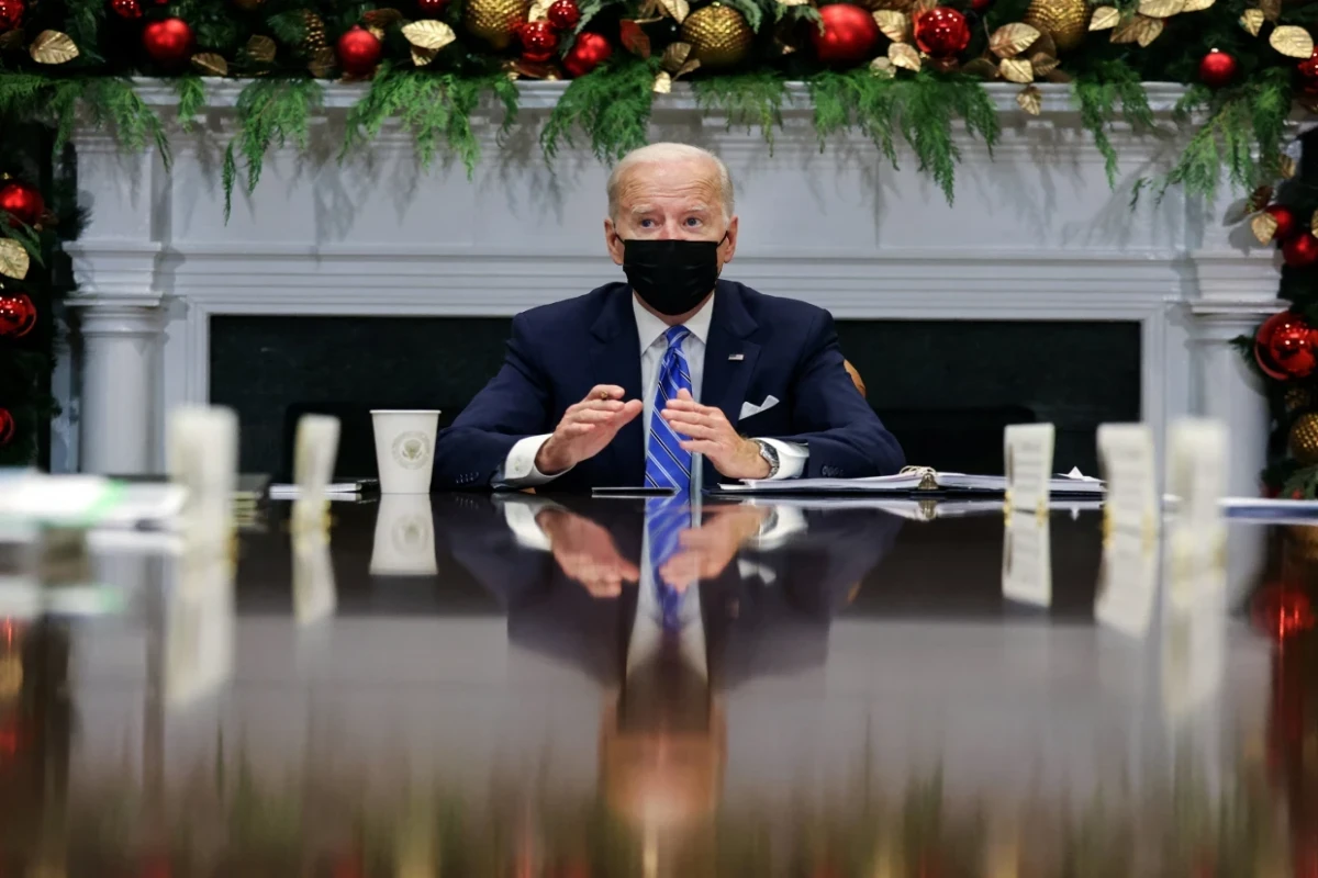 Biden to deliver Tuesday speech on omicron variant as Covid cases rise