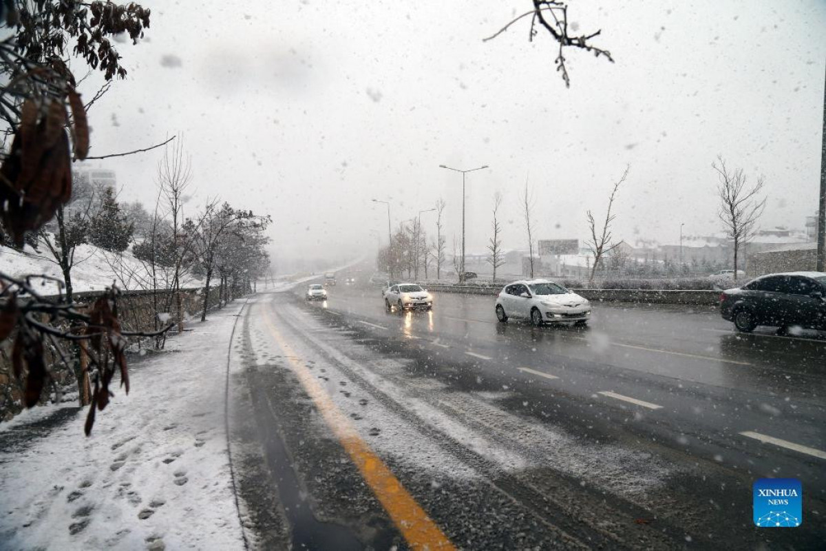 Ankara witnesses first heavy snow of this winter-PHOTO 