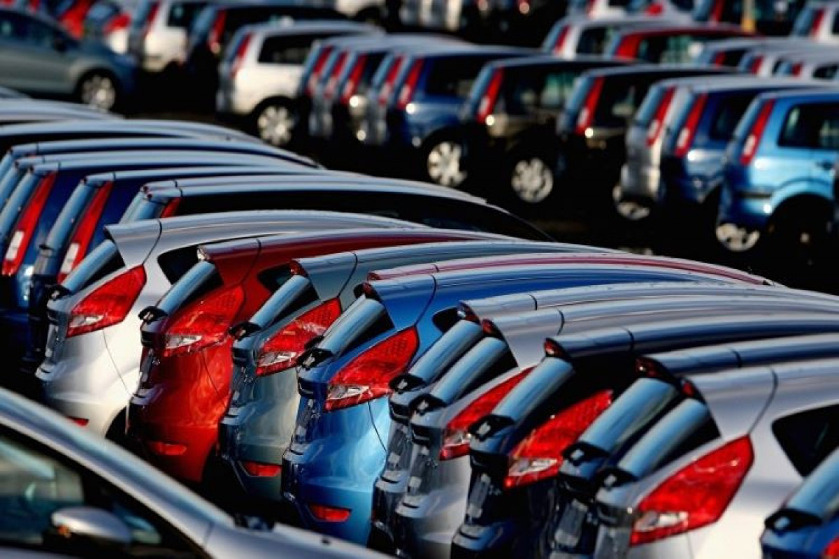 Azerbaijan sharply increases car import