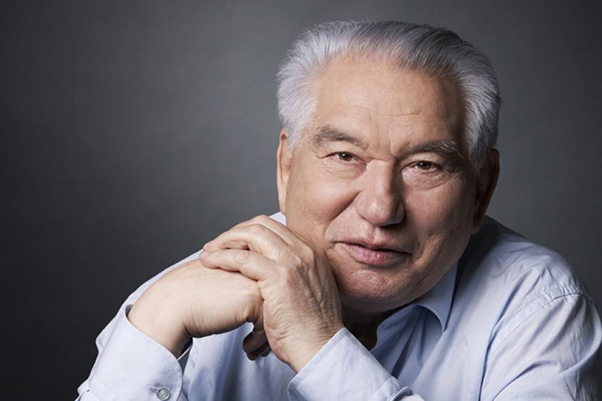 Chingiz Aitmatov, Kyrgyz writer