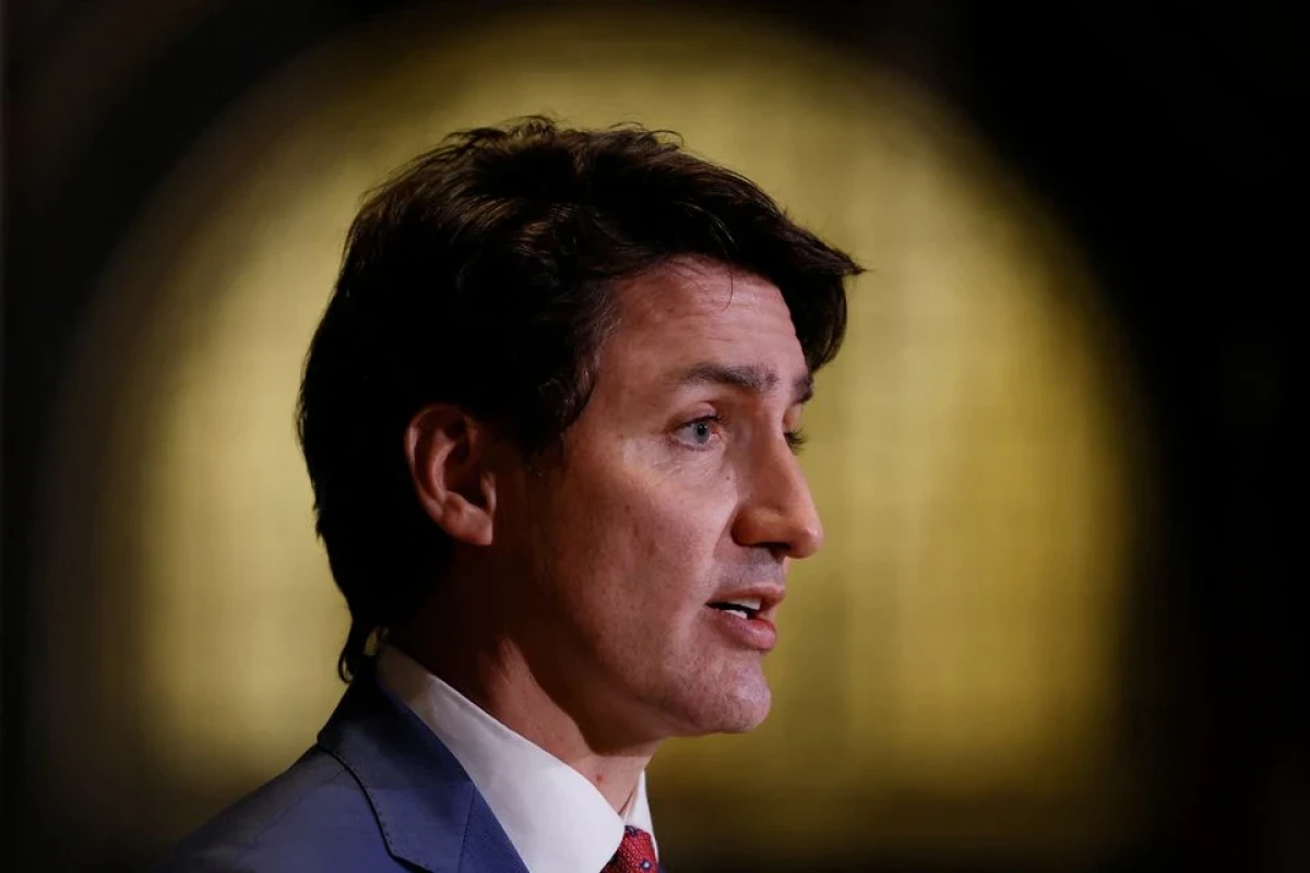 Canada expands aid programs to fight Omicron, says worse yet to come