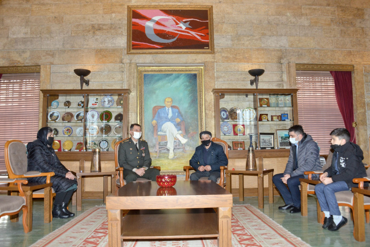 Family of martyred serviceman of Azerbaijani army visits Turkey at invitation of Hulusi Akar-PHOTO 