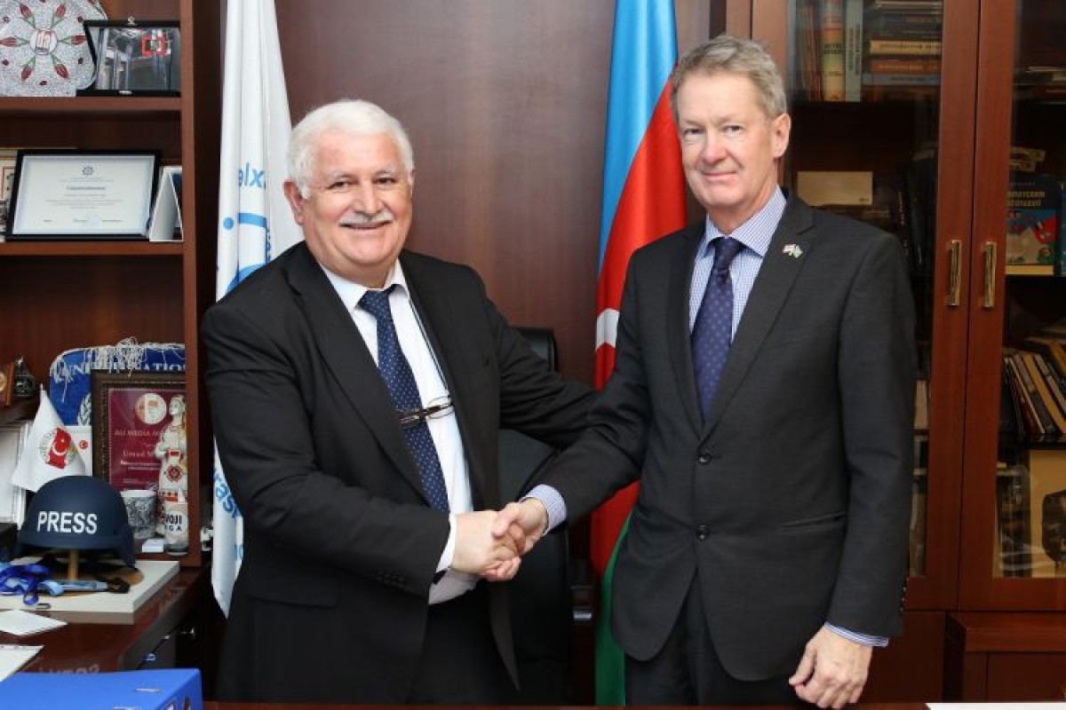 British Ambassador James Sharp visits head office of International Eurasia Press Foundation