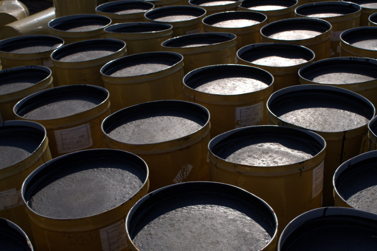Azerbaijan exported petroleum bitumen worth AZN 39 mln this year