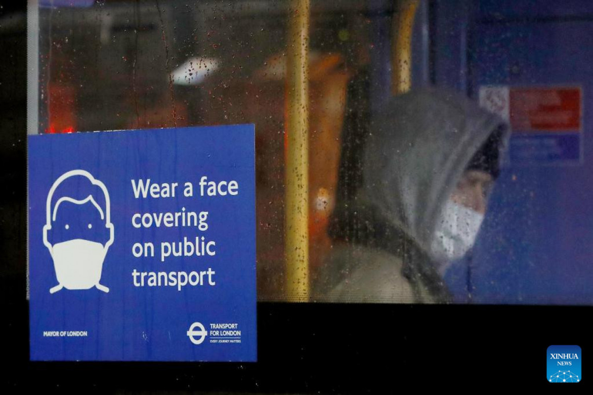 UK reports more than 120,000 daily coronavirus cases for first time