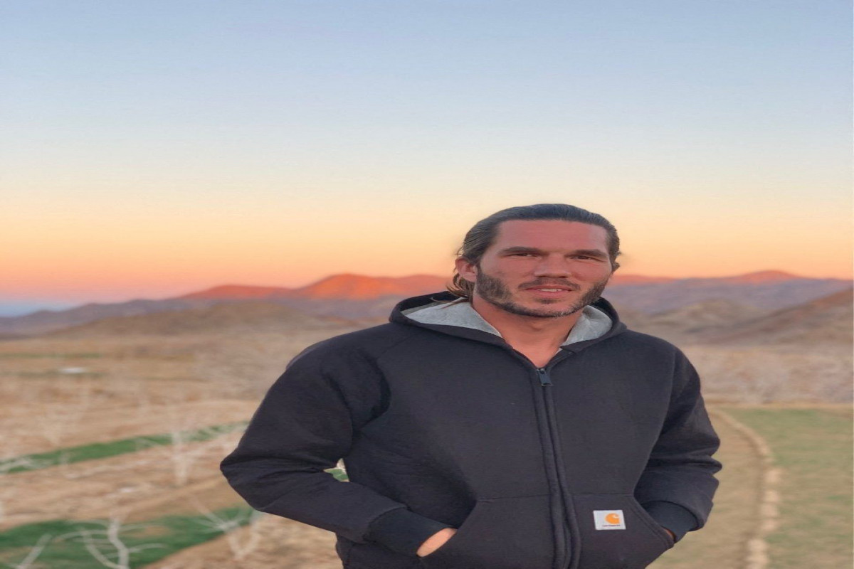 French tourist jailed in Iran goes on hunger strike