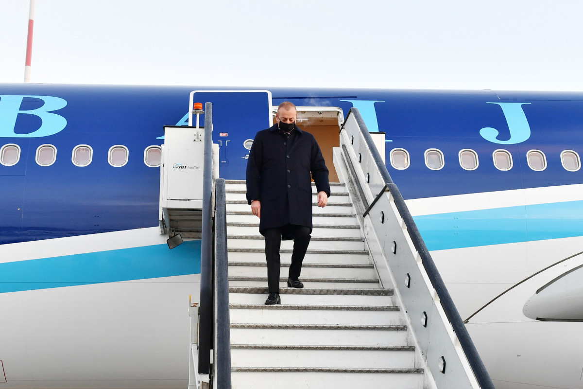 Azerbaijani President Ilham Aliyev visits Russia's Saint Petersburg