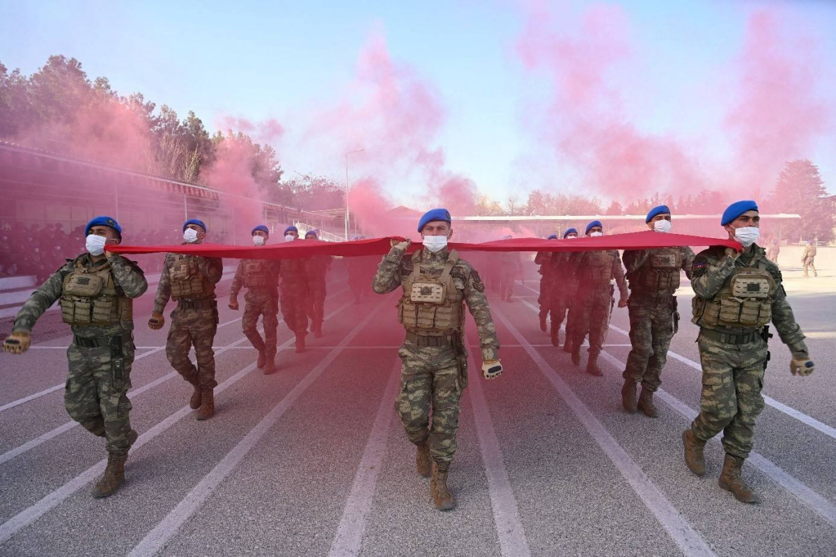 Azerbaijani servicemen completed a commando course in Turkey