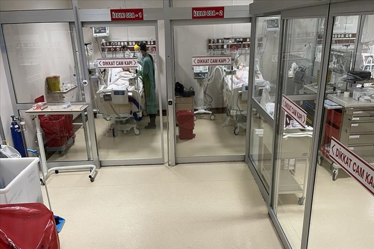 Turkey's daily COVID-19 cases exceed 40,000 for 1st time in 8 months