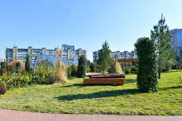 President Ilham Aliyev and Mehriban Aliyeva attend opening of newly laid forest park in Yasamal district